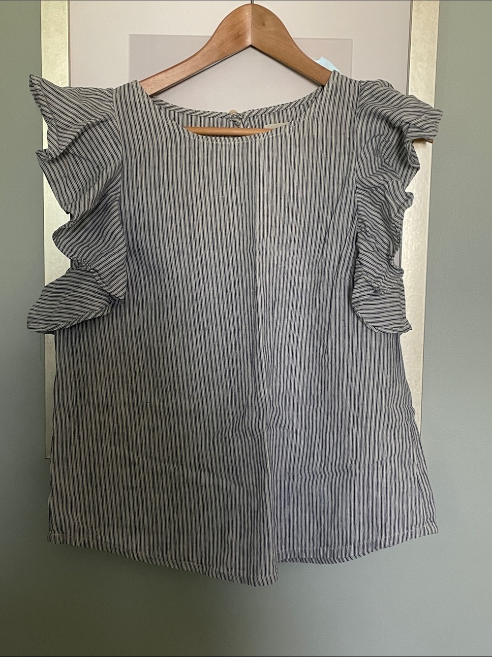 Striped Ruffle Sleeve Blouse in Linen blend fabric